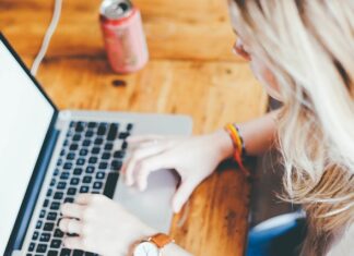 Jak elektronika zmienia świat? Jak elektronika zmienia świat?